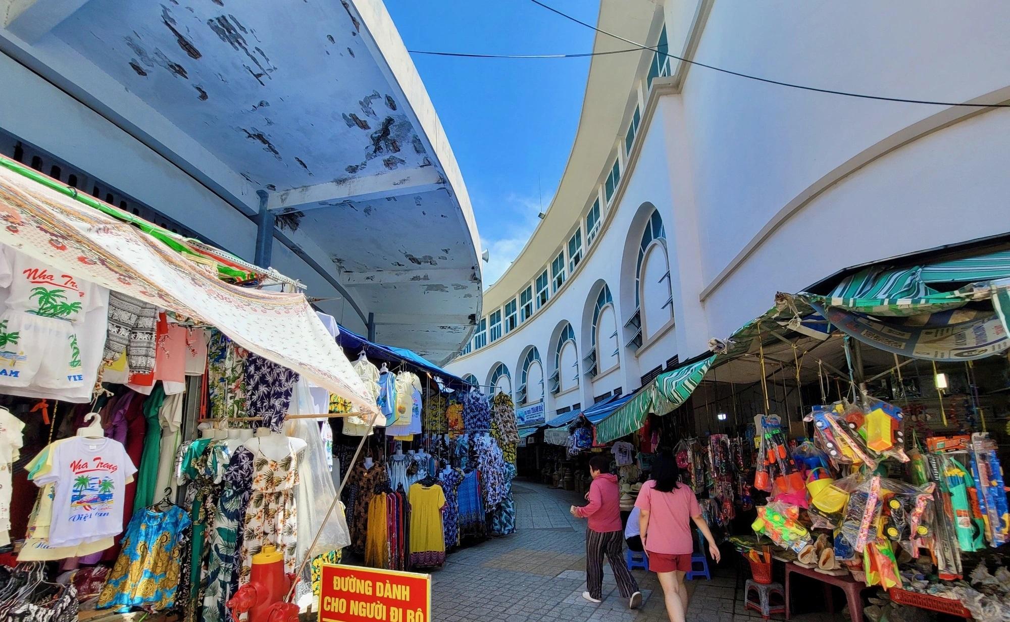 Không gian chợ Đầm ở Nha Trang