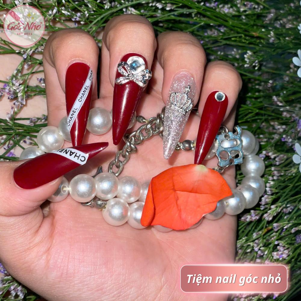 Mẫu nail đẹp cho cô dâu