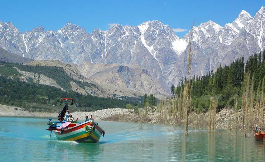 Hunza Valley: A Journey to Pakistan's Hidden Gem