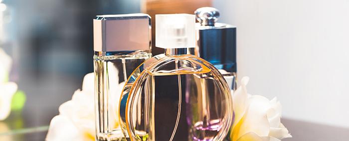 Fragrance là gì? Công dụng của Fragrance trong làm đẹp