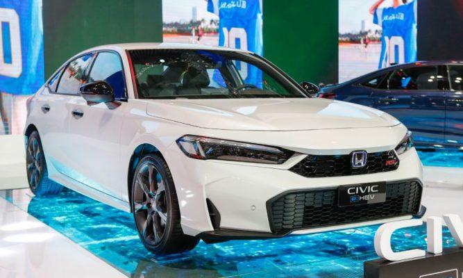 Honda Civic 2025: Giá lăn bánh, Thông tin Xe & Ưu đãi tháng 01/2025