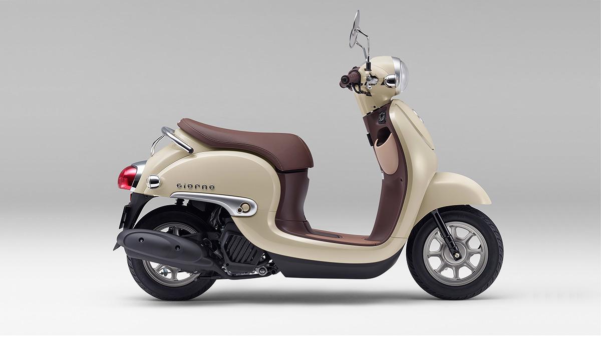 The quirky 50cc Honda Giorno makes us wish we lived in Japan