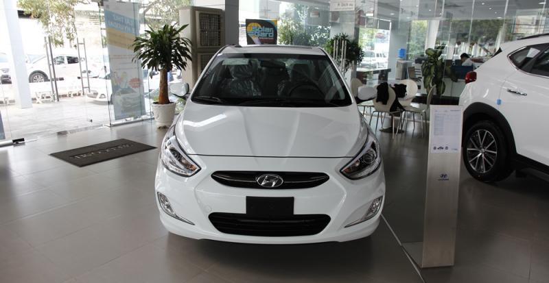 Đánh giá xe Hyundai Accent 2016 có diện mạo thân thiện, khỏe khoắn.