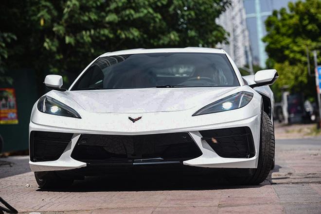 Siêu xe "bình dân" Chevrolet Corvette C8 bất ngờ có mặt tại Việt Nam, giá bán hơn 7 tỷ đồng - 1